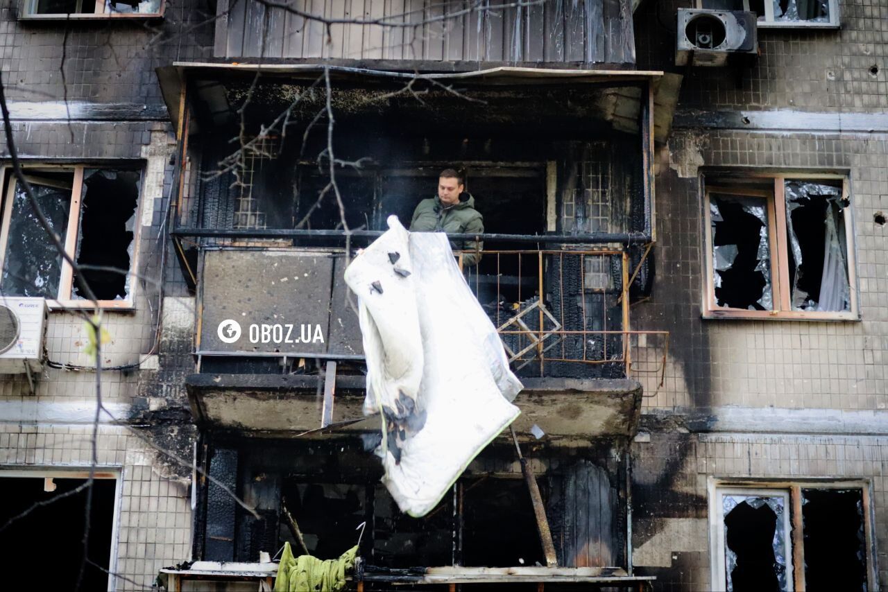 Apartments on several floors burned down, a child was among the victims: the consequences of another Russian attack on Kyiv. Photos and video