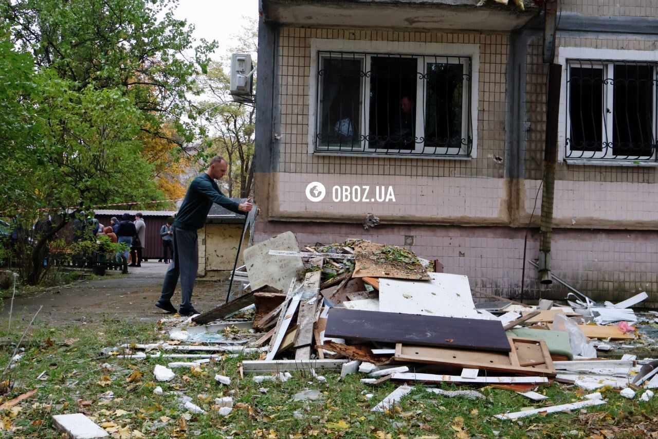 Apartments on several floors burned down, a child was among the victims: the consequences of another Russian attack on Kyiv. Photos and video