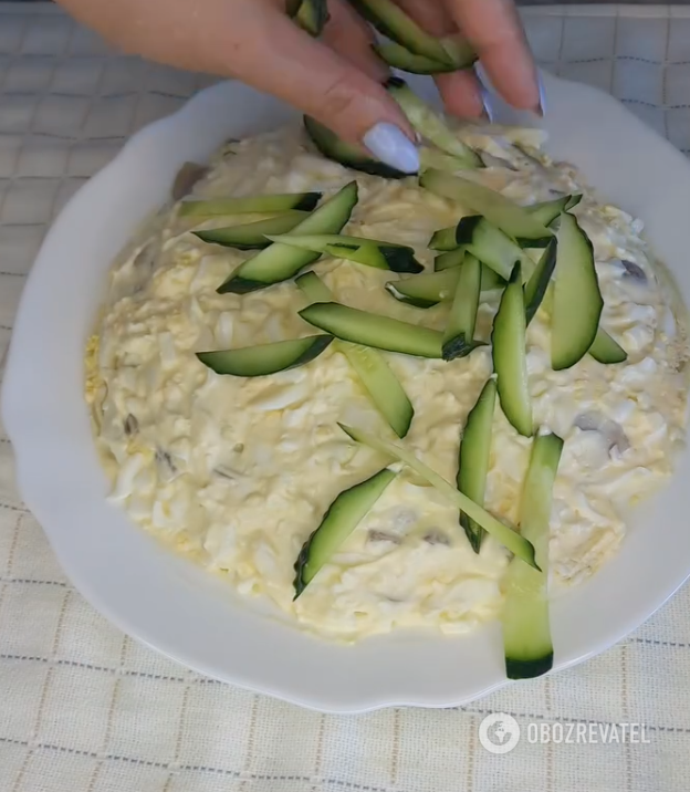 Salad preparation