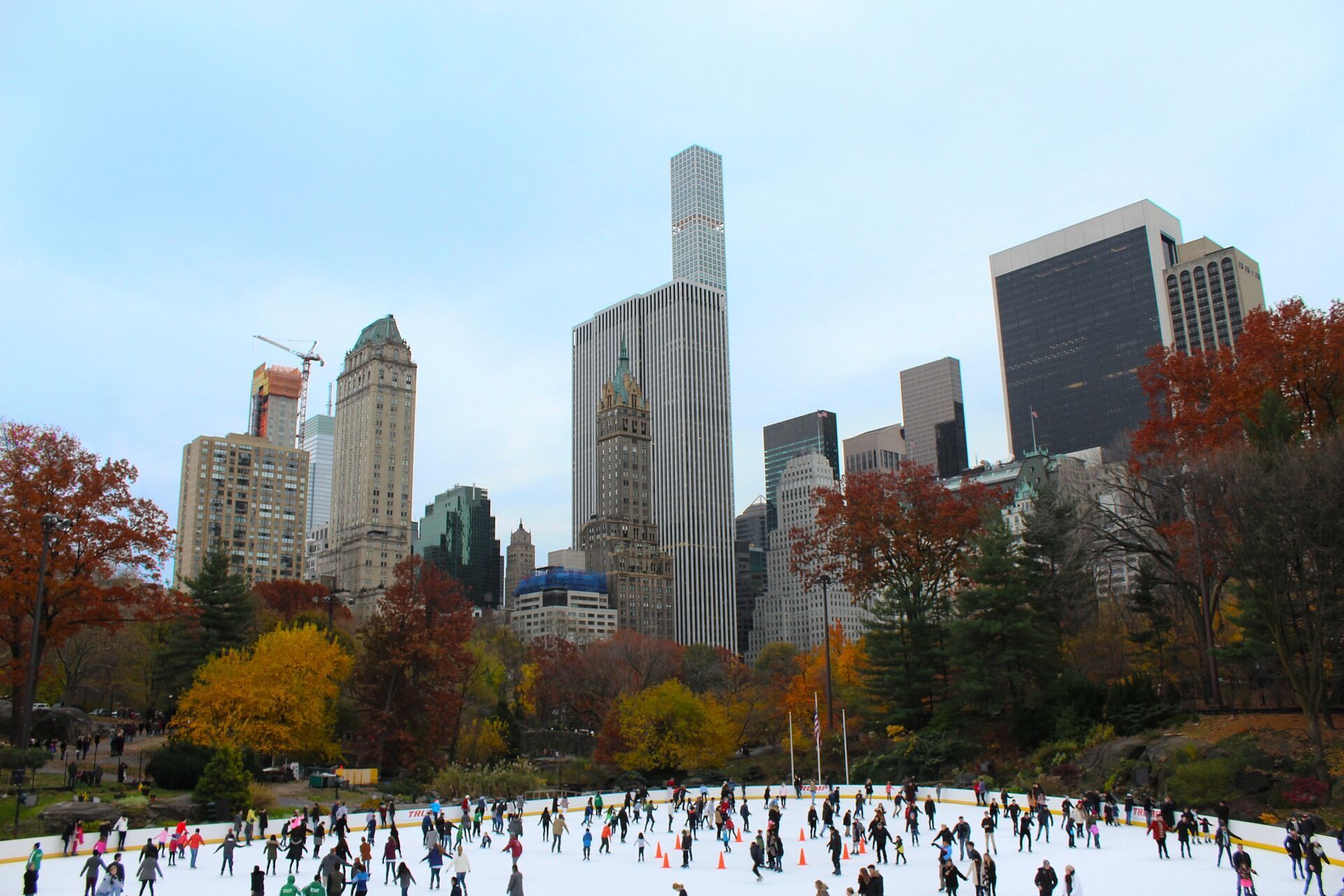 The New York Wollman Rink has appeared in many movies.