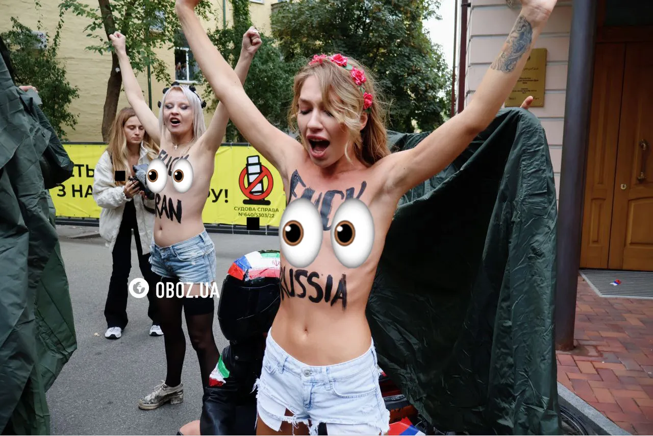 Femen zainscenizowały nagą akcję pod ambasadą Iranu w Ukrainie: ''posłały do diabła'' Teheran i Moskwę. Zdjęcia i wideo