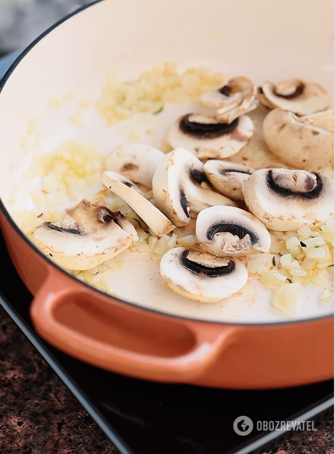 Onions with garlic for a dish