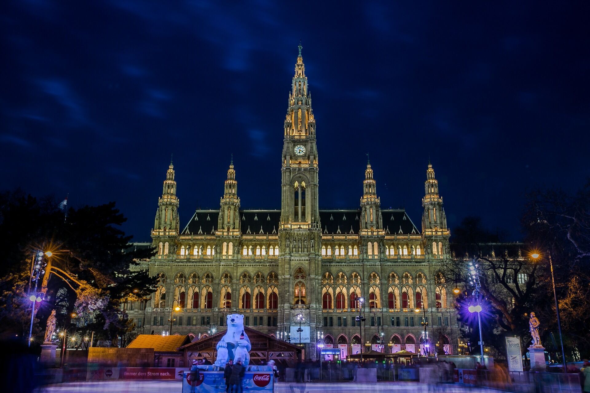 The Vienna Ice World is located near the central Town Hall.