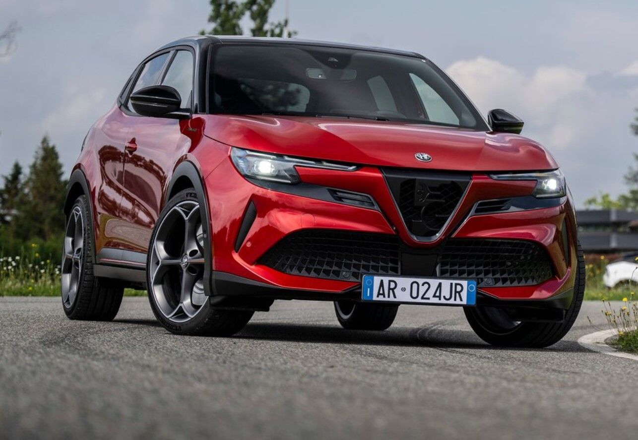 New in detail: Alfa Romeo's most affordable crossover shown in photos