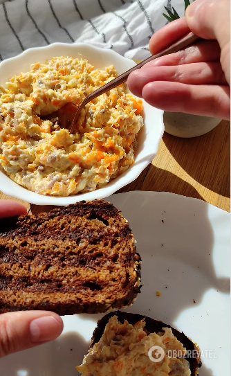 Herring and processed cheese spread: perfect for breakfast sandwiches