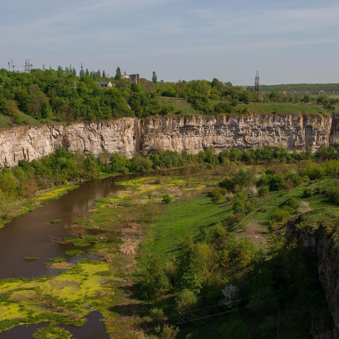 Beautiful as in a fairy tale: top picturesque canyons in Ukraine