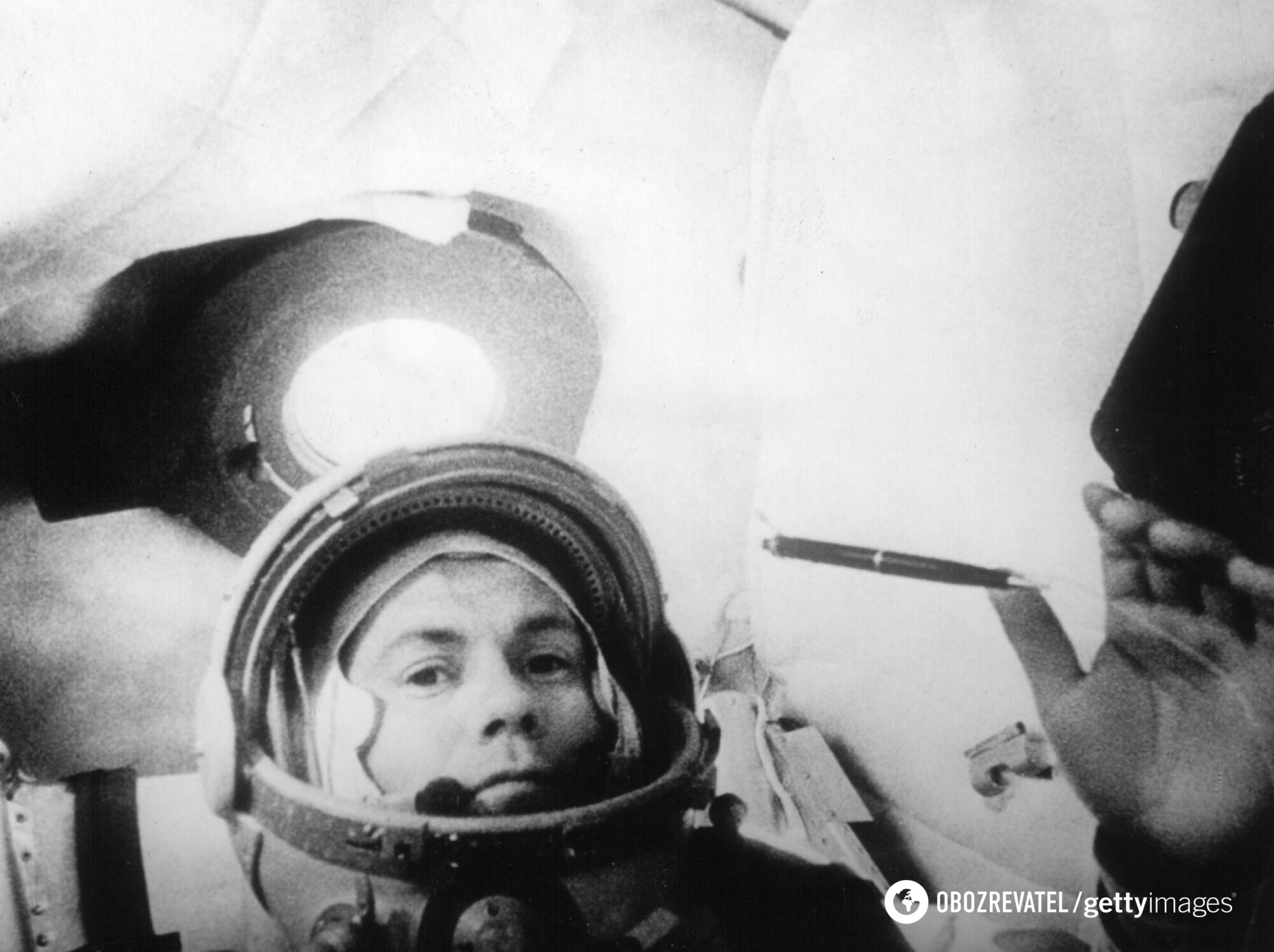 Pavlo Popovych: How the first Ukrainian to visit space and sing ''Watching the sky and thinking a thought''. A legendary video