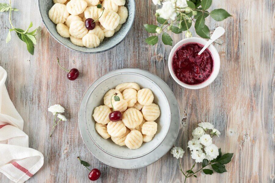 Simple lazy dumplings: how to prepare a delicious breakfast dish