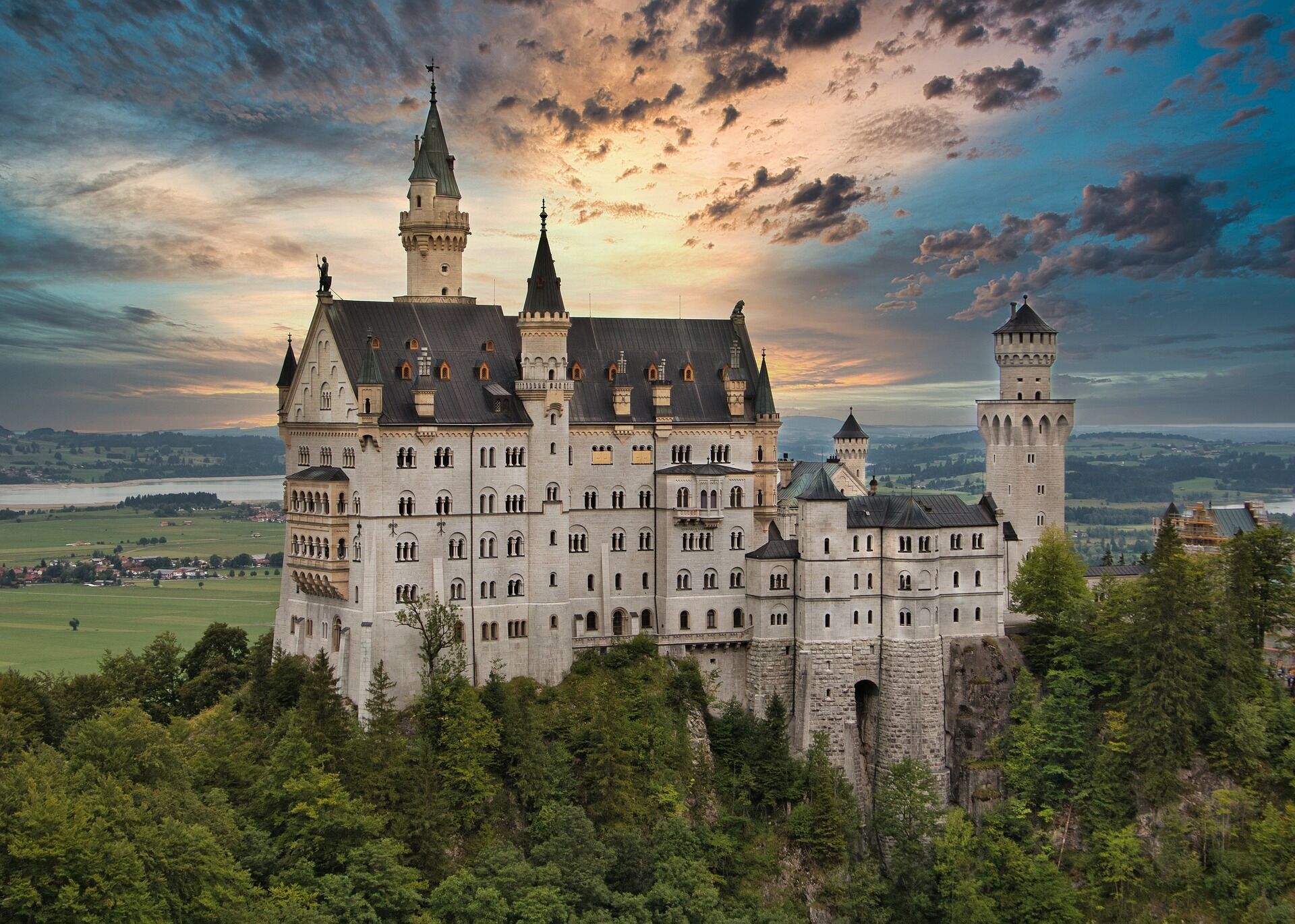 Fairytale places in Europe: where to go on vacation for fantasy lovers