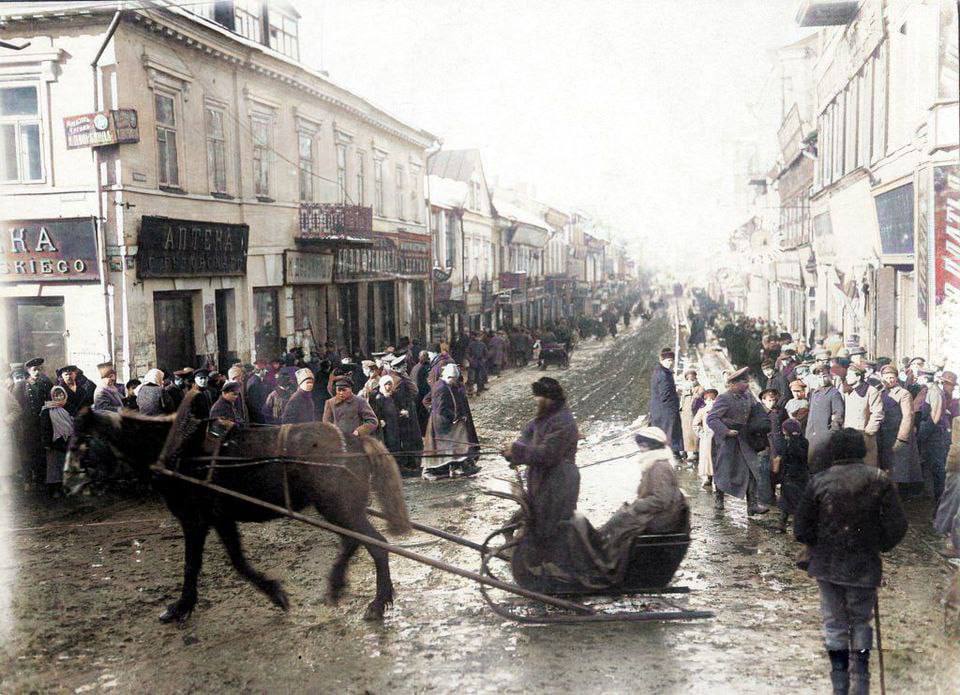 The web shows what Kyiv looked like about 120 years ago. Unique photos