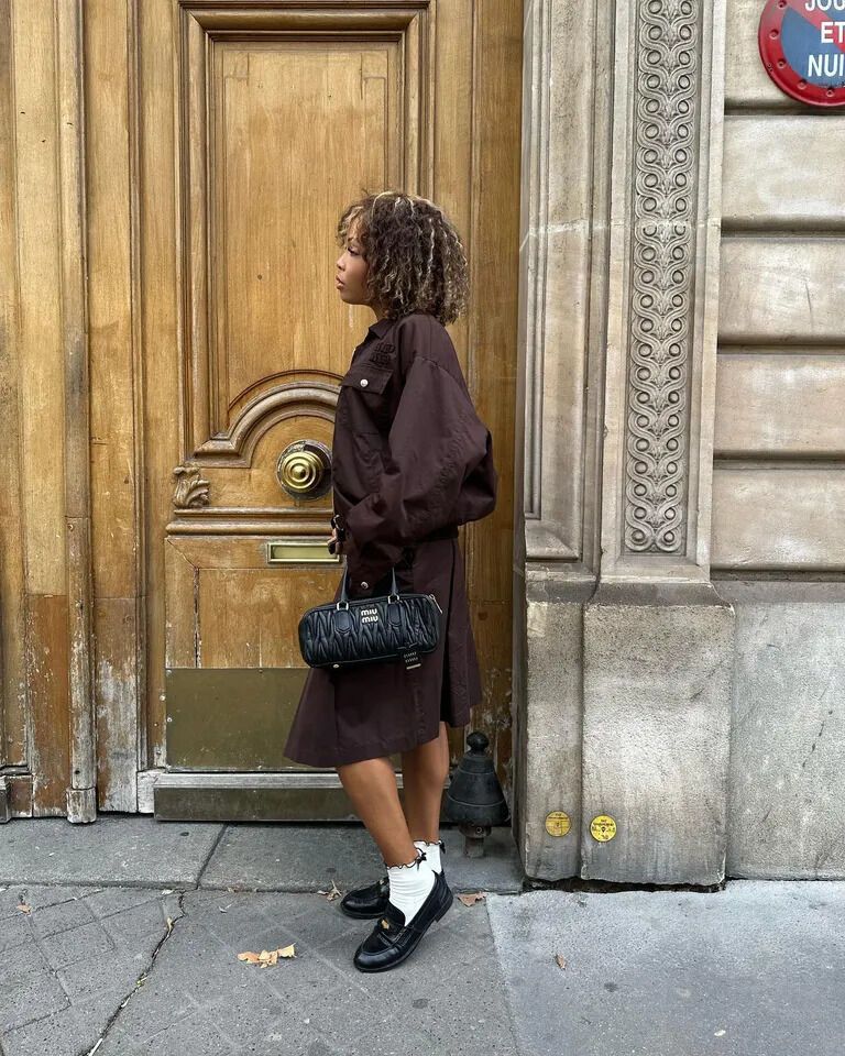 These anti-trend colors are back in fashion: Parisian women show the most daring looks many usually avoid