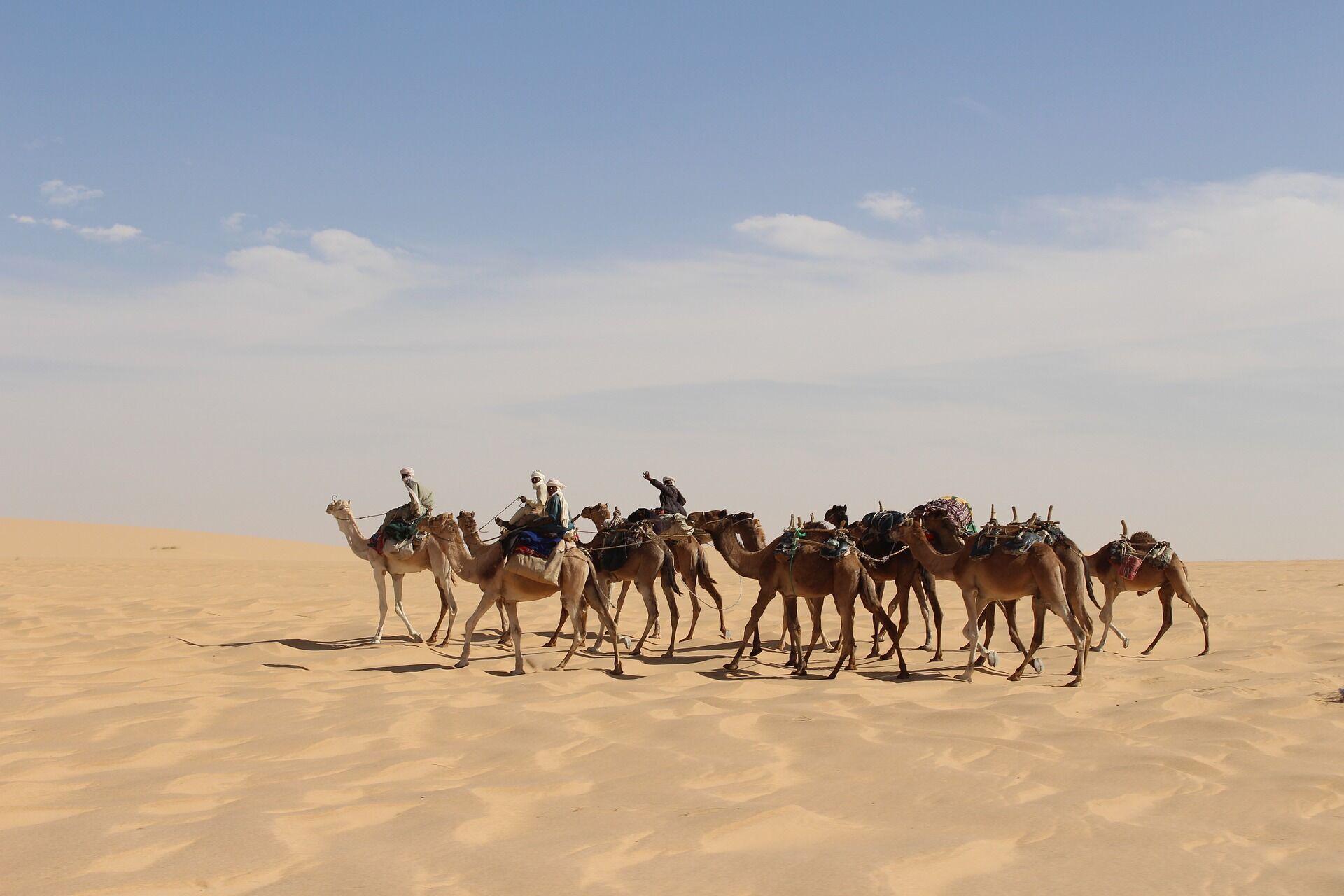 People go to Chad to travel through the desert.