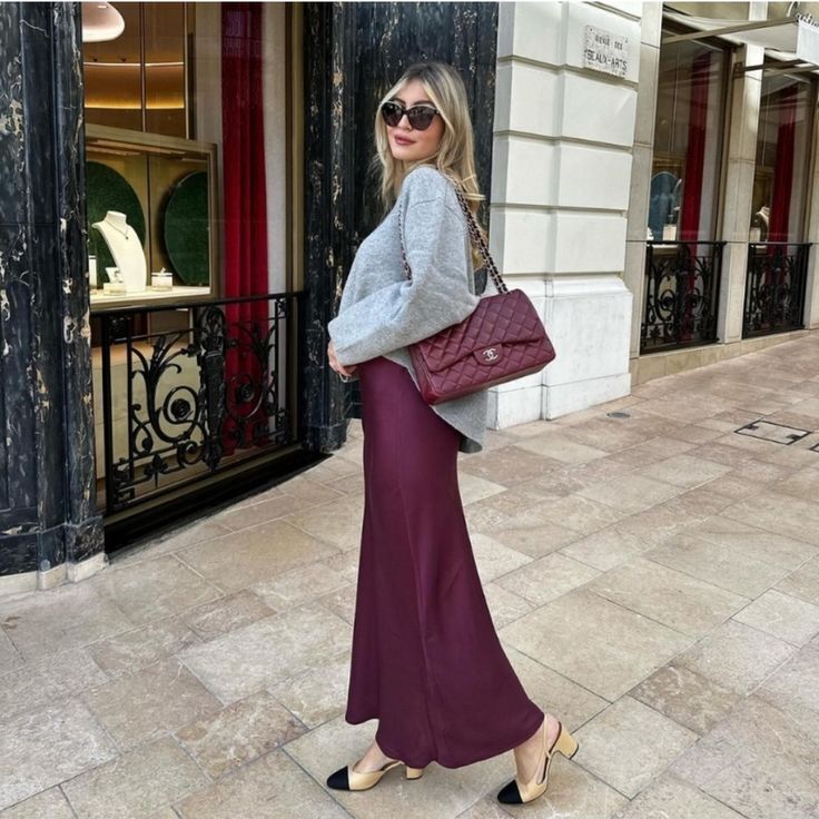 These anti-trend colors are back in fashion: Parisian women show the most daring looks many usually avoid