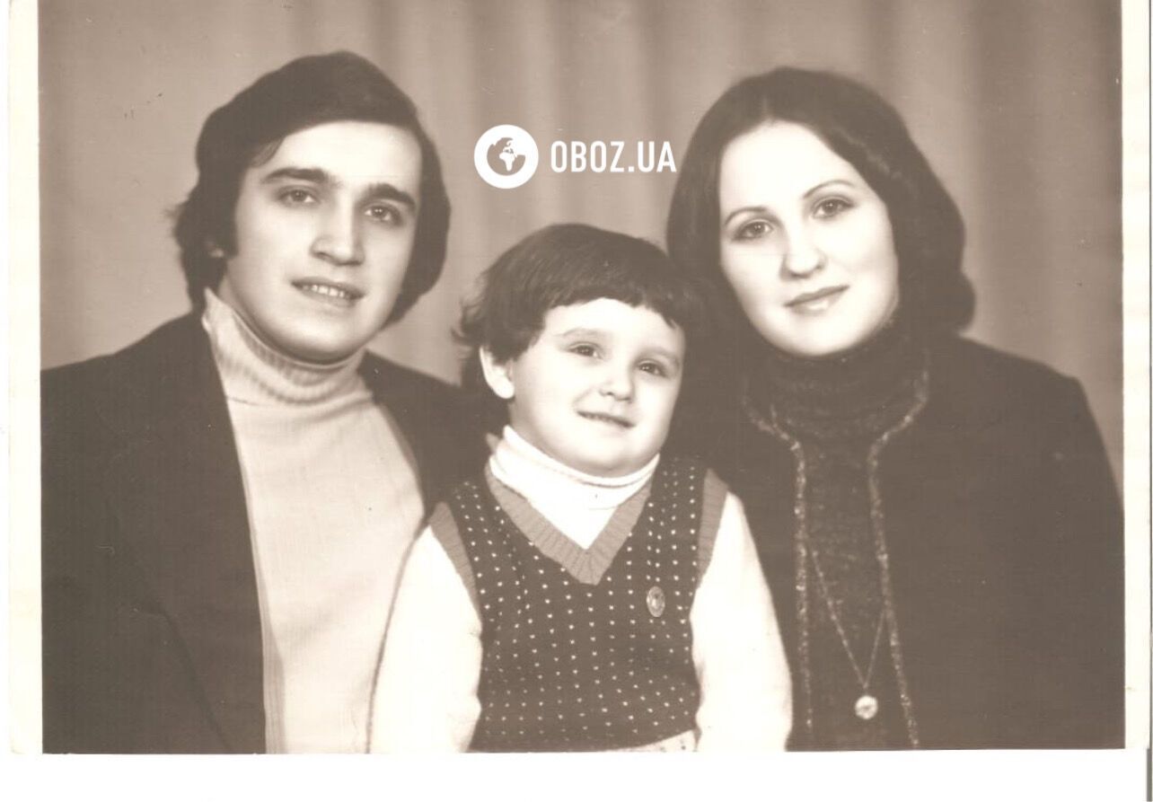 ''I can tell you a lot.'' Where has Nazarii Yaremchuk's first wife disappeared to and what does she look like, having chosen to live in the shadows