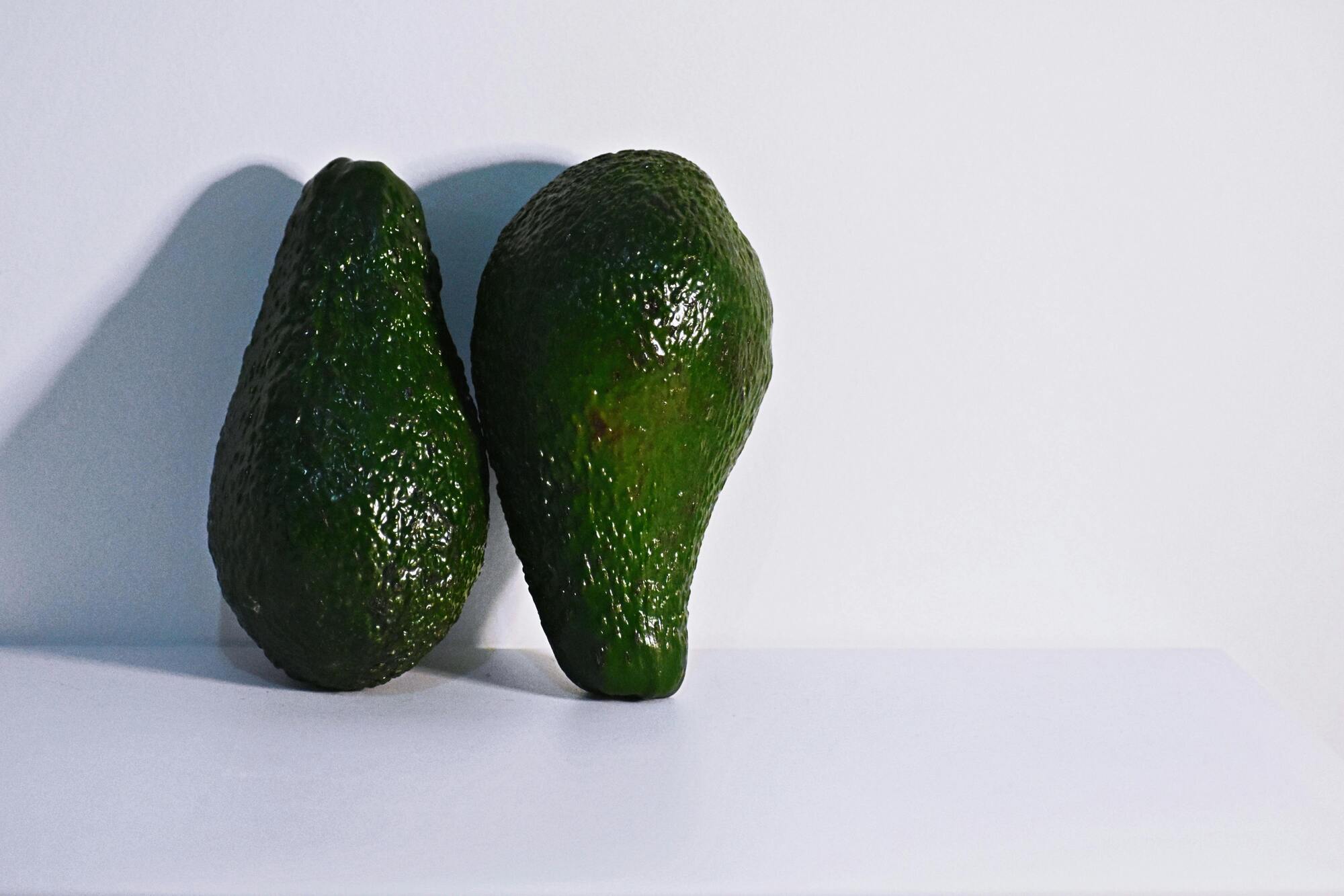 What to do to prevent a cut avocado from darkening: an ''ingenious'' life hack