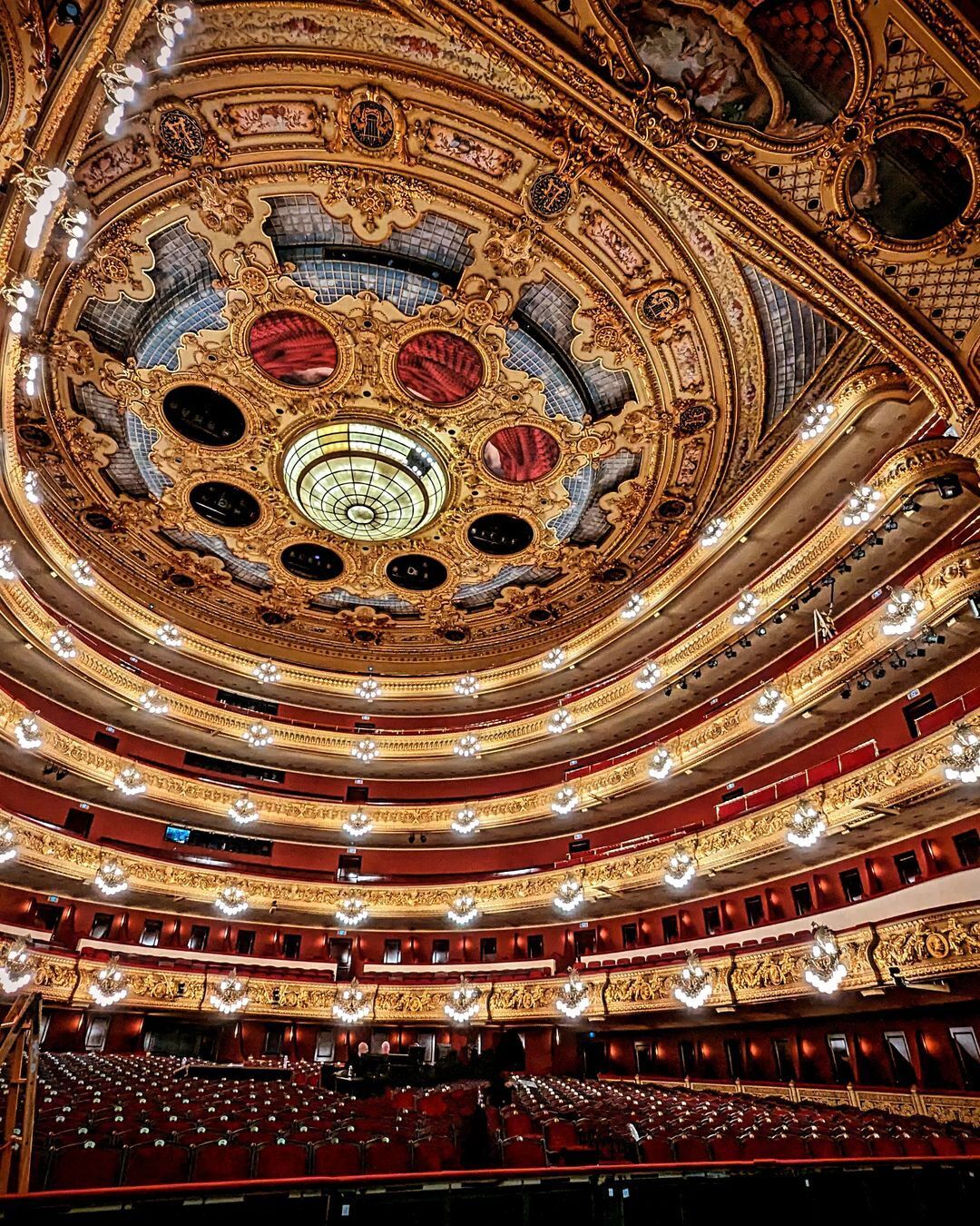 Nie można oderwać wzroku: najpiękniejsze teatry na świecie