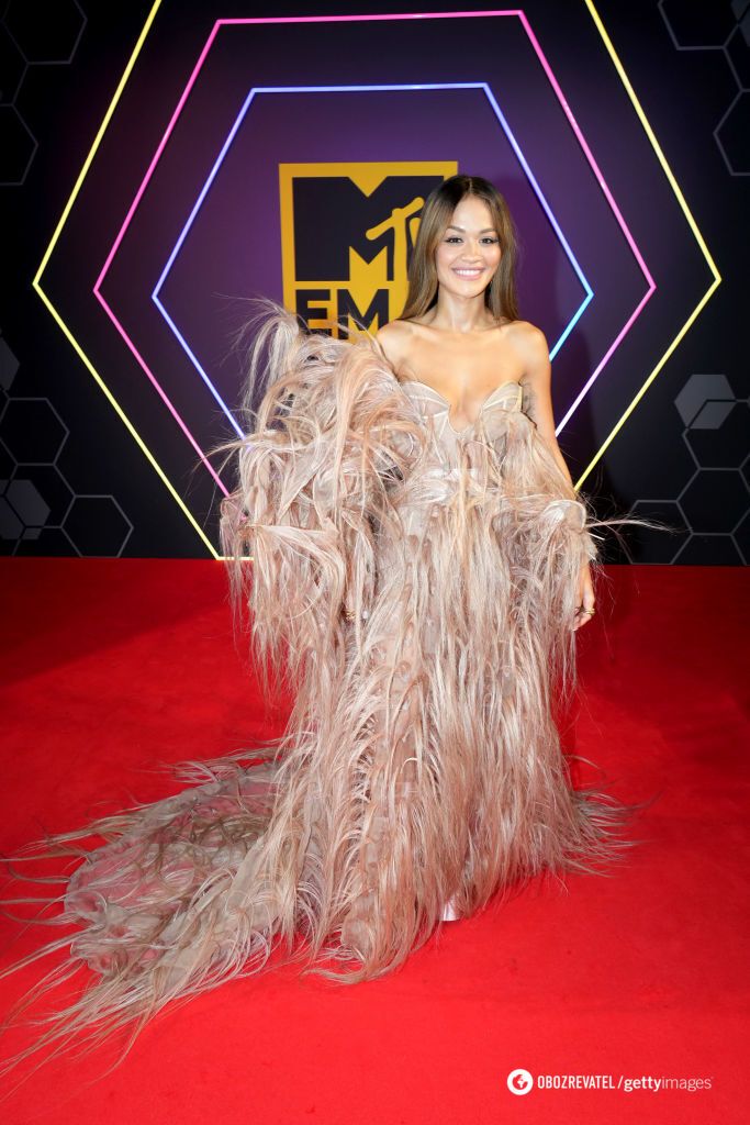 MTV EMA 2024 who won in MTV 2024 Taylor Swift received 4 awards