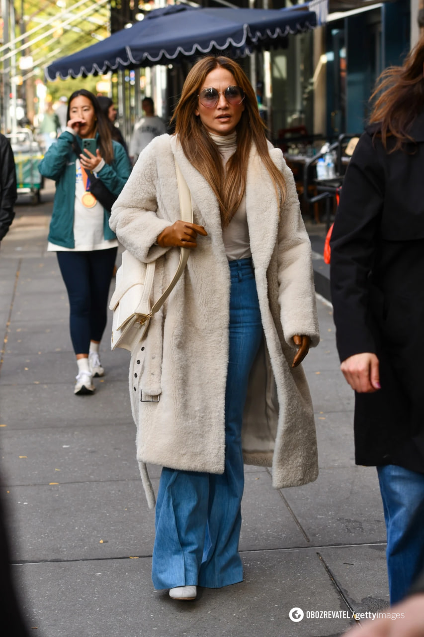 Jeśli masz dość puchowej kurtki: Jennifer Lopez pokazała najlepszą alternatywę na zimę