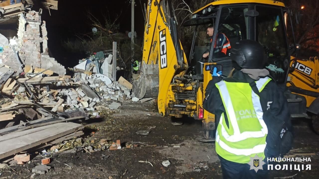 A rocket hit a police station in the center of Kharkiv: one person was killed and many wounded. Photo