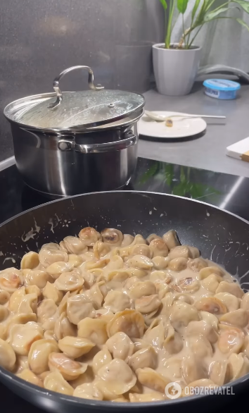 The most delicious pan-fried meat dumplings in a pan: better than boiled