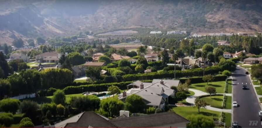 Lomachenko has put his house in California on sale: what the suburban dream looks like inside and out. Photo