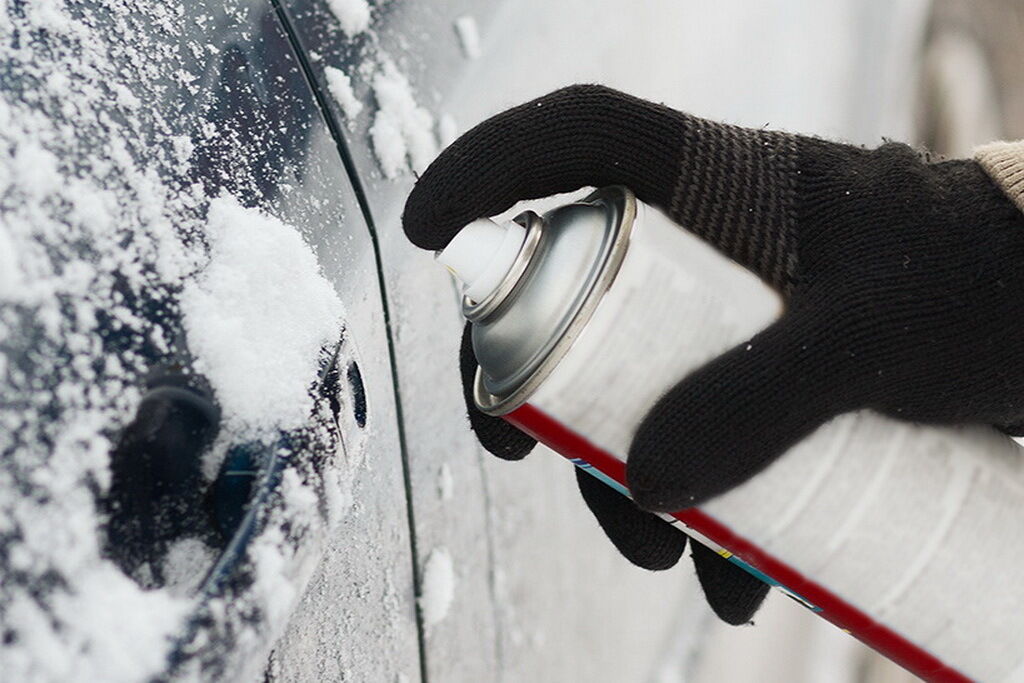 How to quickly warm up a car lock: 6 simple life hacks