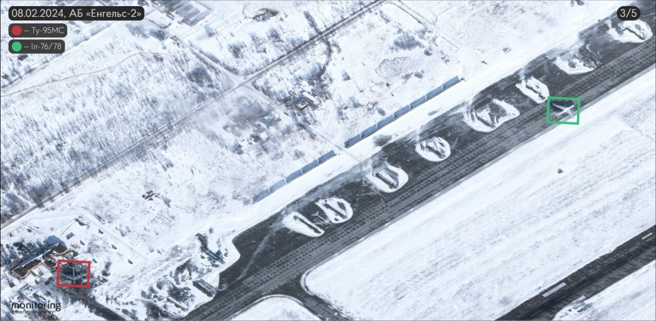 11 fighter-bombers: satellite images of the Russian Engels-2 airfield appeared online. Photos