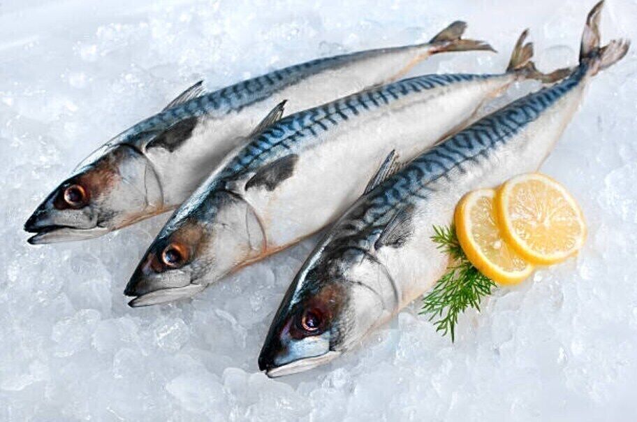 What is the most delicious thing to bake mackerel with: the fish will be very juicy