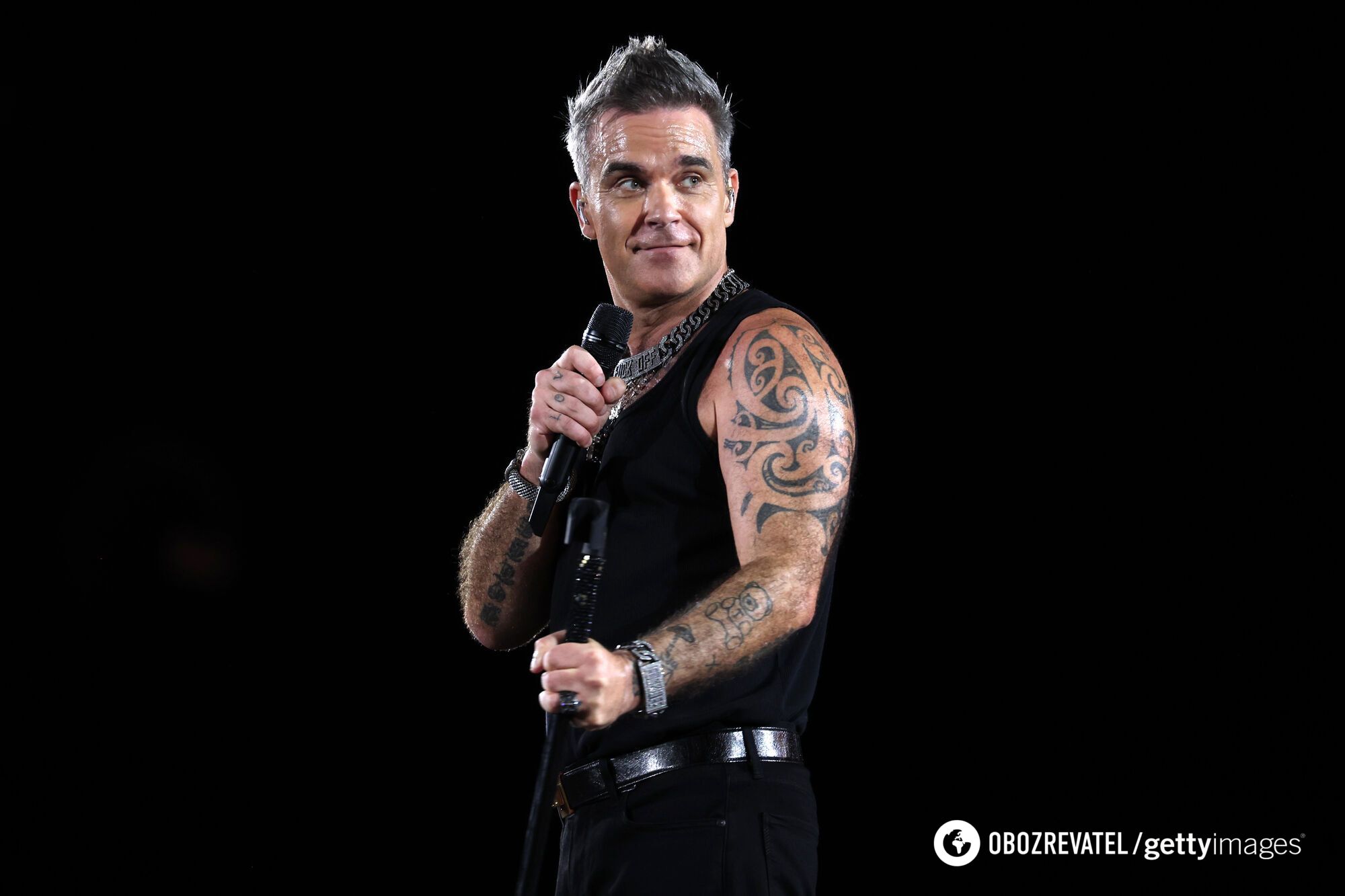 UFO sighting, middle finger for Russia and serious illnesses: what Robbie Williams, who celebrates his 50th birthday today, surprised the world with