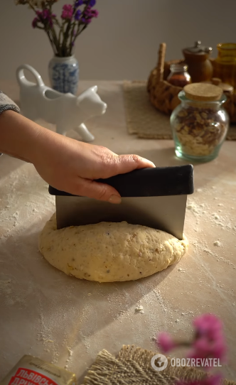 Fragrant sweet yeast dough valentine: how to surprise your soul mate with delicious pastries