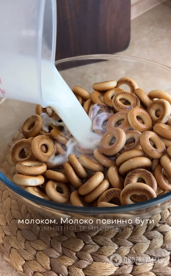 Filling bagels with milk