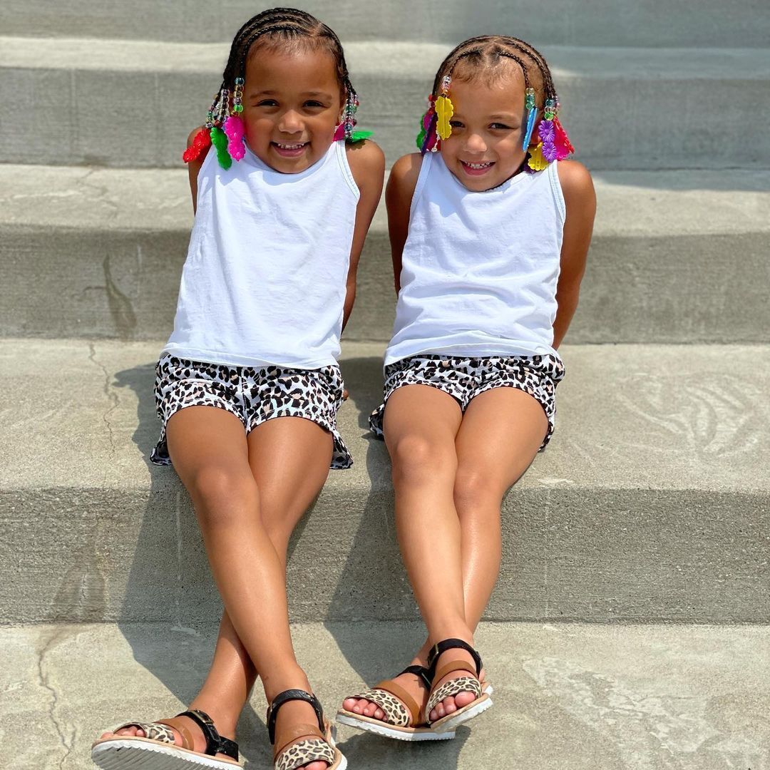 What the twins from the United States, who were born with different skin colors, look like today. Photo of 7-year-old Kalani and Jarani