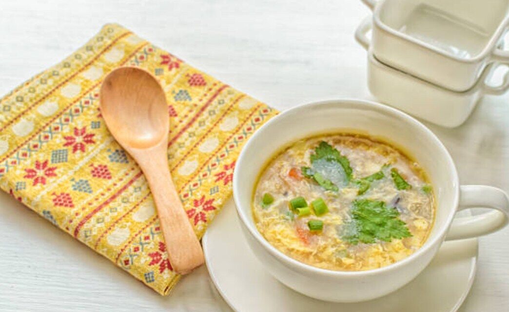 Egg soup with chicken