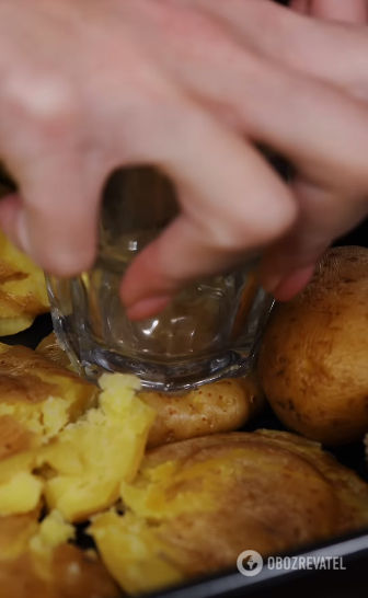 Pressed potatoes with Dor Blue cheese: a unique taste of a familiar dish