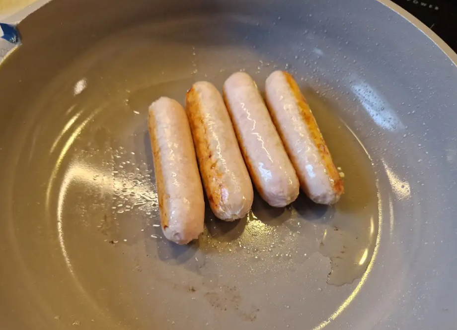 What is the best way to cook frozen sausages: four options