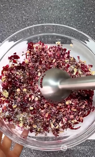 What to cook with beets if you're tired of salty dishes: a recipe for a delicious dessert