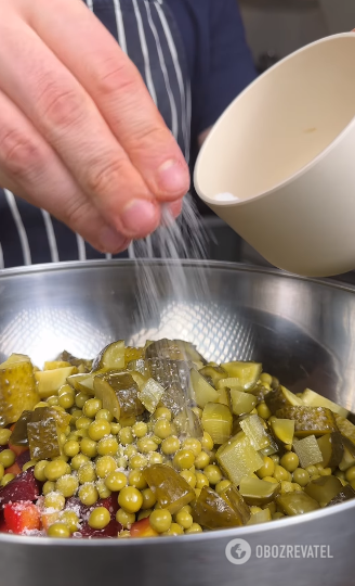 How to make vinaigrette without boiling vegetables: a familiar dish in a new way