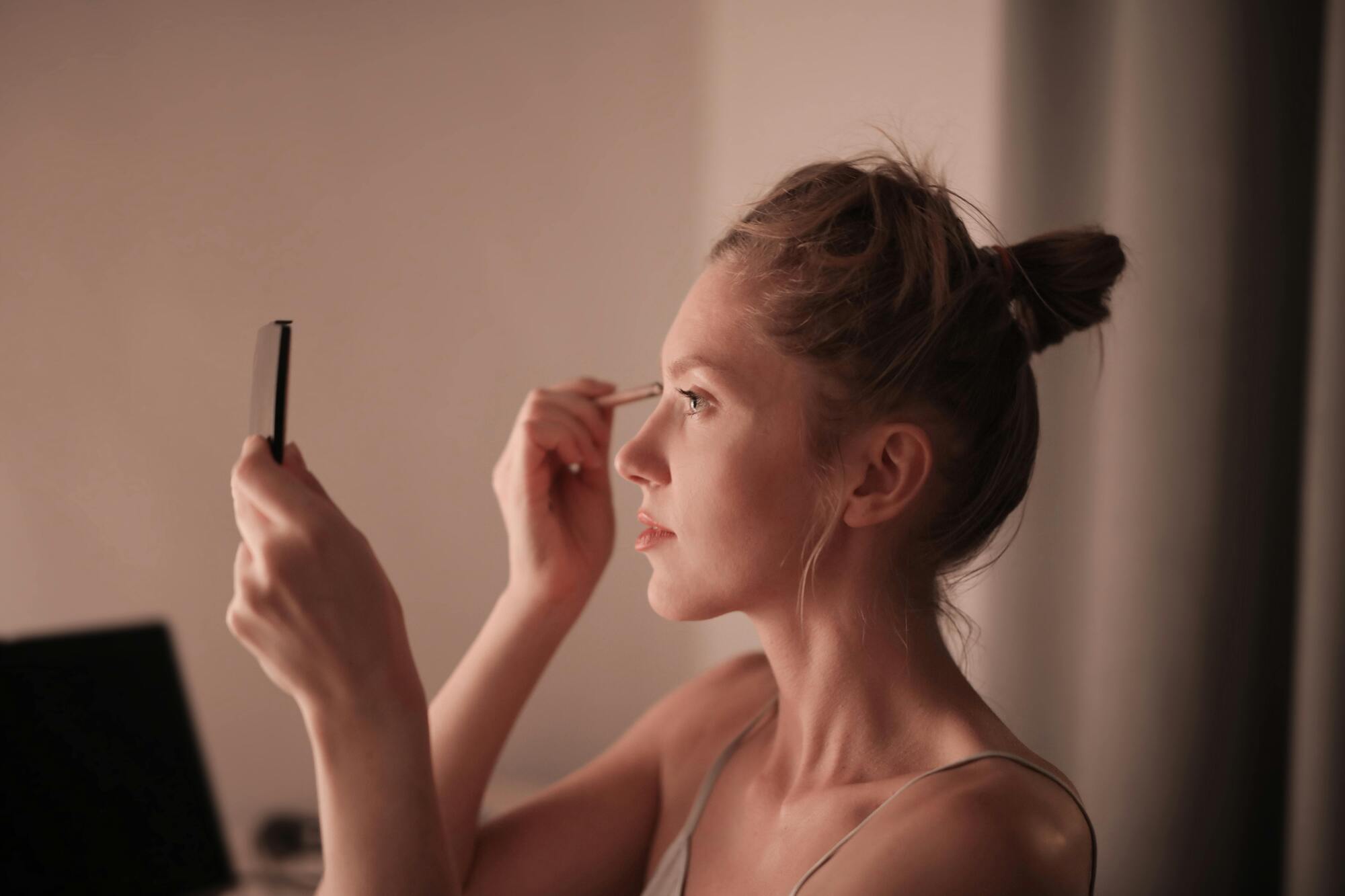 Perfect nude: how to make invisible makeup so that it cannot be noticed