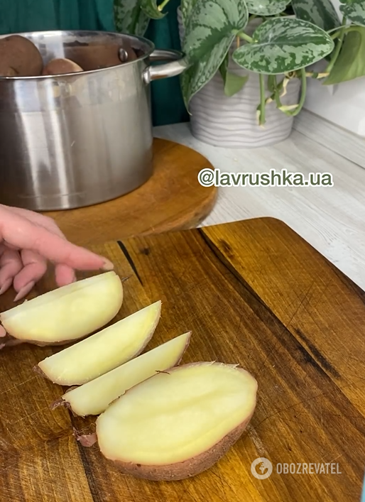 What is the secret to perfect potato wedges: soft on the inside and crispy on the outside