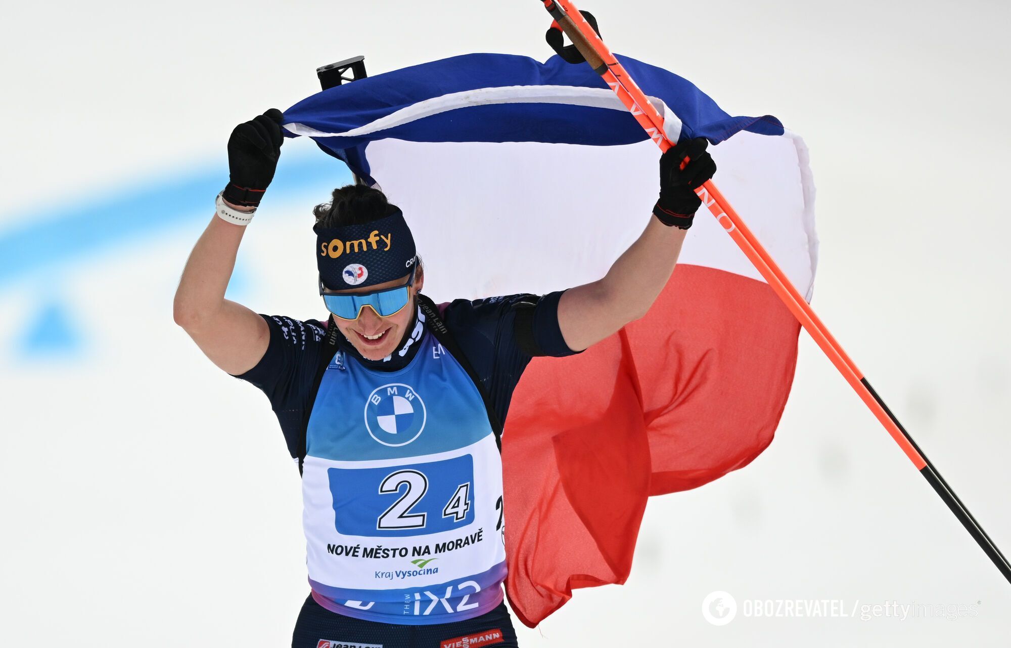 It's never been done before. The Biathlon World Championships race has gone down in history. Video