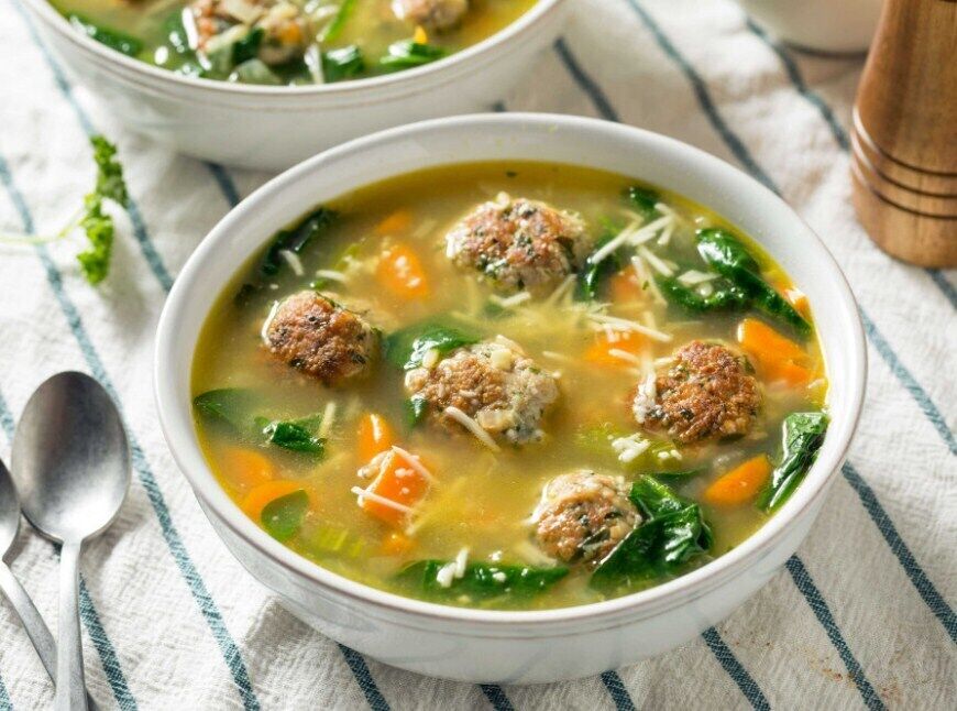 Soup with meatballs