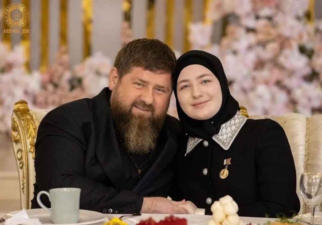 Kadyrov's six daughters: who is the favorite and why the whole family is afraid of the youngest, Eset