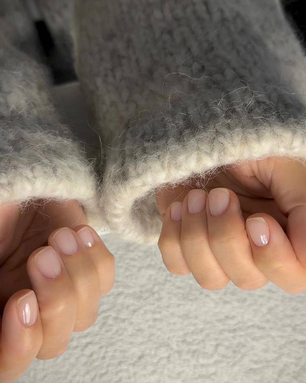 Manicure lutego: 5 kolorów, które zobaczysz wszędzie w tym miesiącu