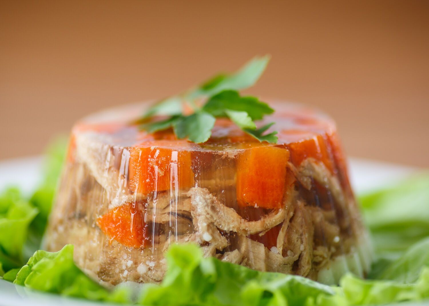Aspic will be transparent and hearty: the secret of the perfect dish