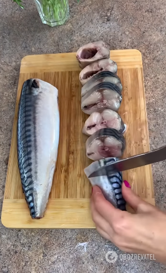 How to easily salt mackerel at home: it turns out to be very fragrant and tasty