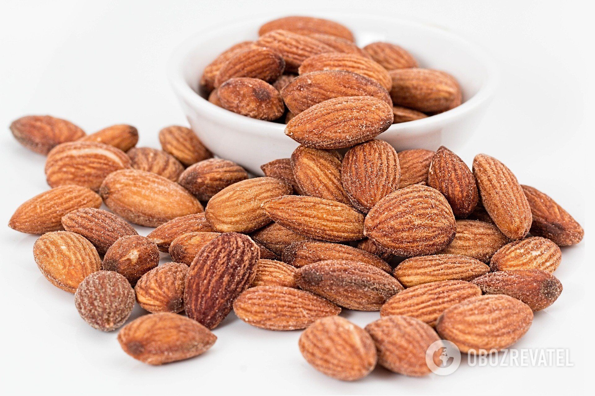 Healthy almonds