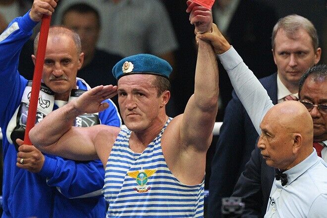 Famous Russian boxer called ''repulsed'' after being captured by Peskov and Russian authorities