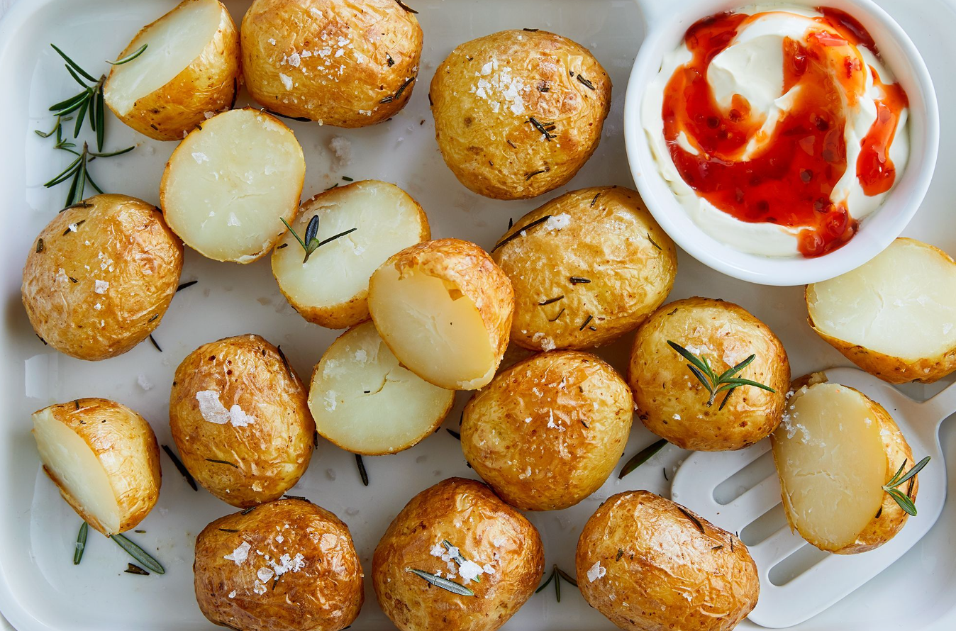 Baked potatoes in 10 minutes