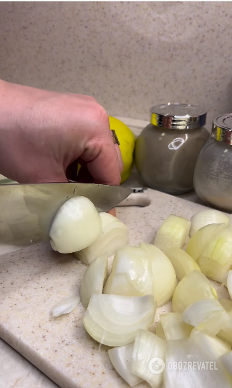 Idealny pasztet z wątróbki z konfiturą z borówki brusznicy: jak go prawidłowo przygotować?