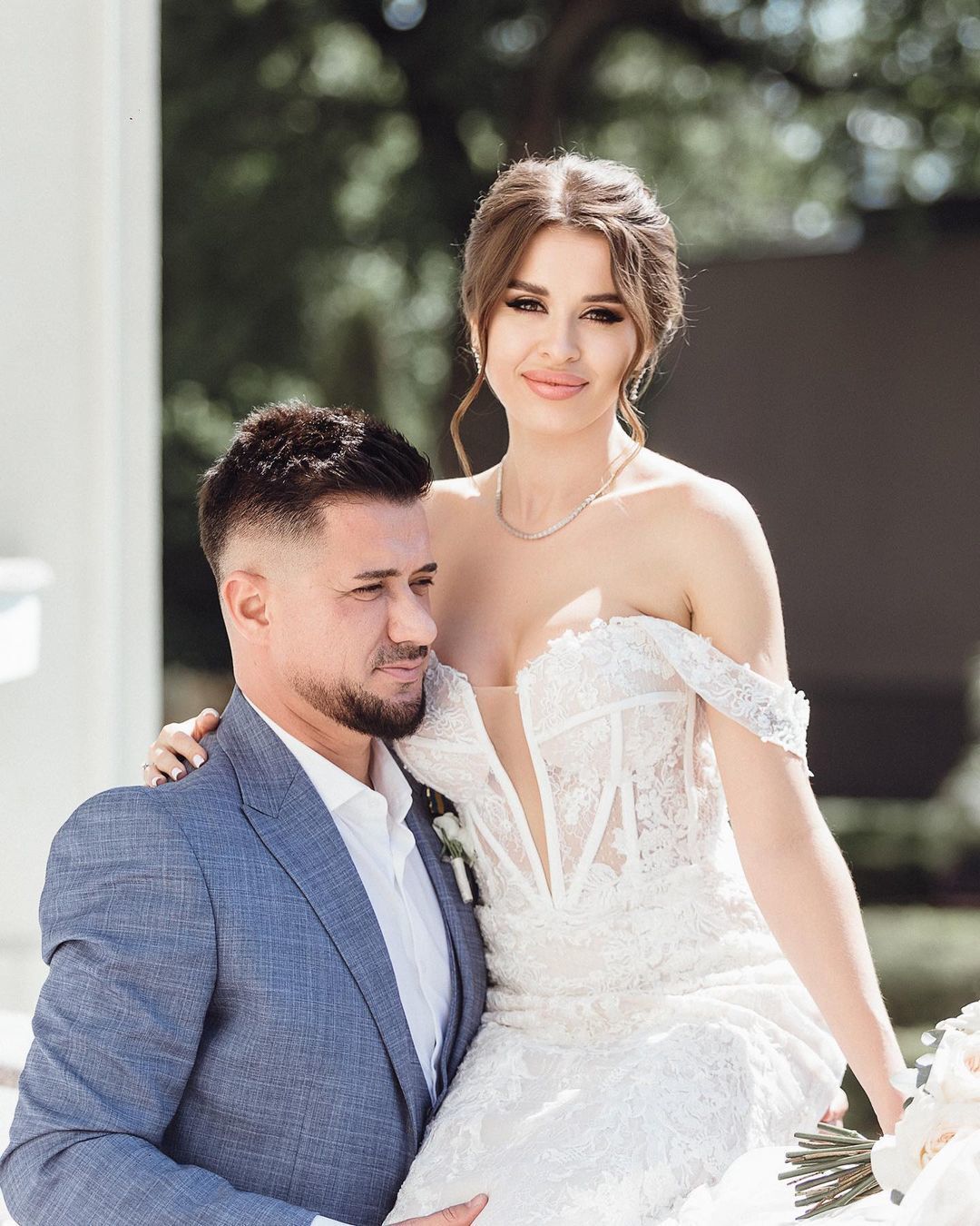 What MamaRika, KOLA and other Ukrainian stars looked like on their wedding day. Photo